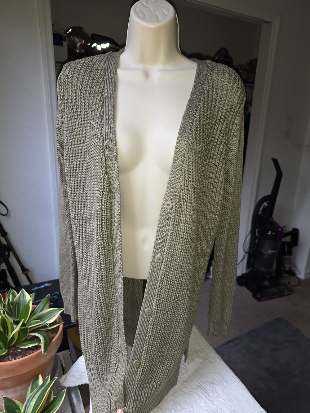 RDI Olive Knit Button-Front Cardigan